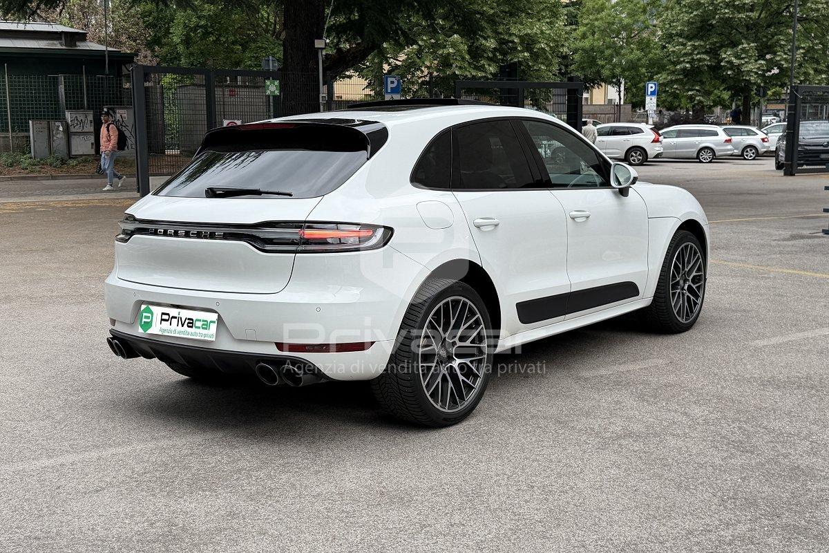PORSCHE Macan 2.0