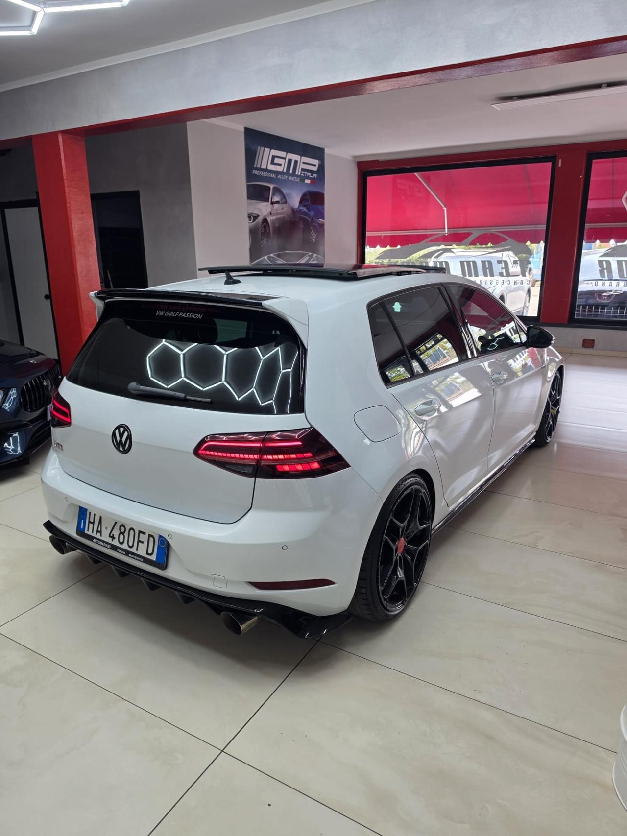 Volkswagen Golf GTI Performance 2.0 245 CV TSI DSG 5p. BMT