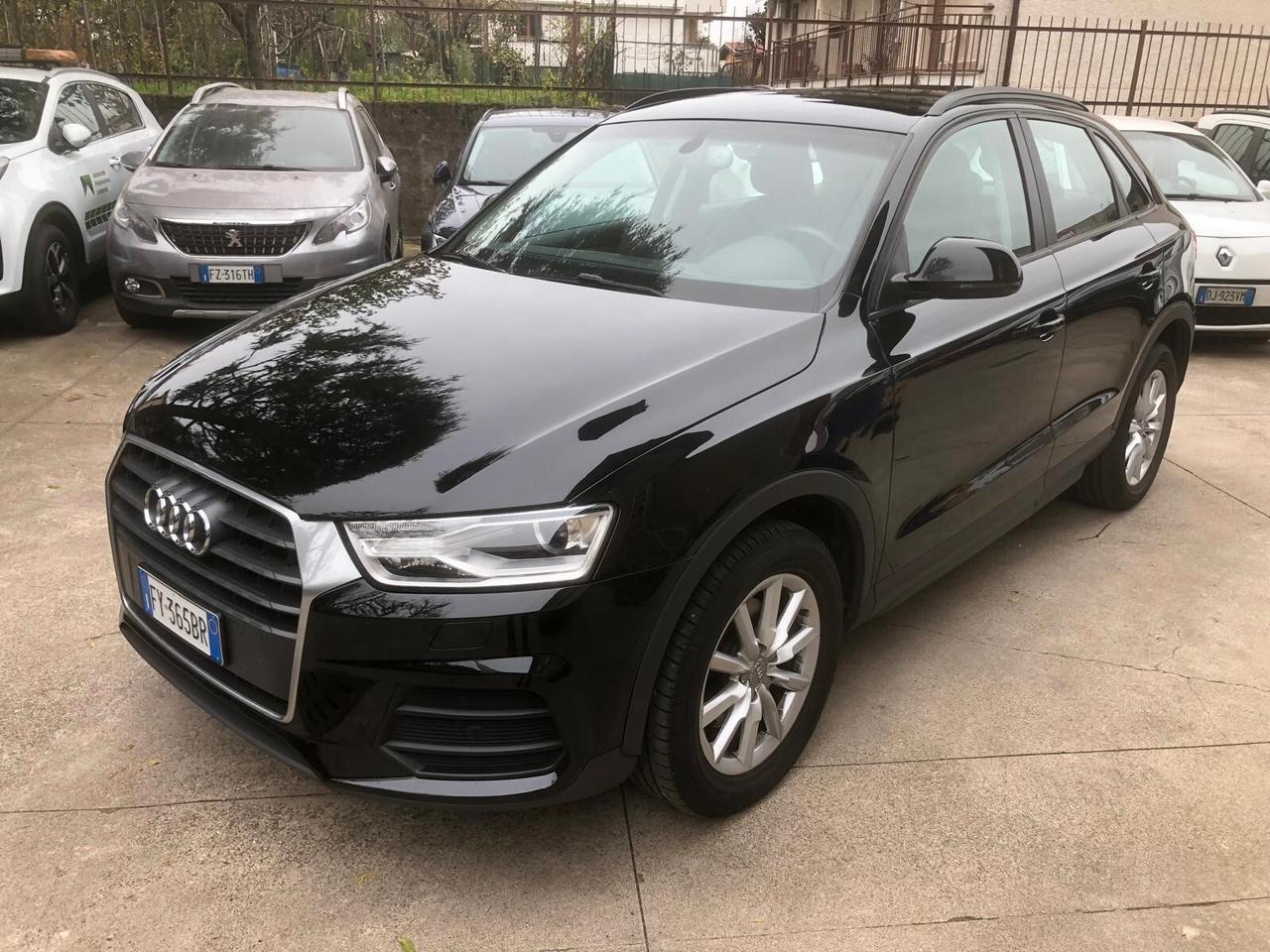 Audi Q3 2.0 TDI 150 CV Business