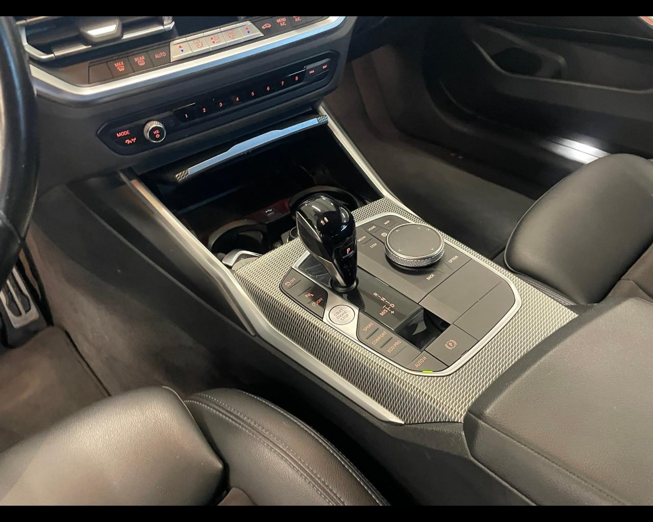 BMW Serie 3(G20/1-80/1) - 320i Touring Msport