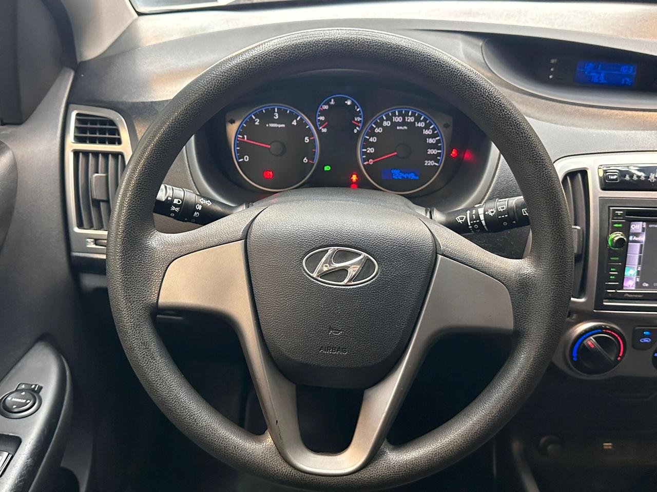 Hyundai i20 1.1 CRDi 3p. Sound Edition