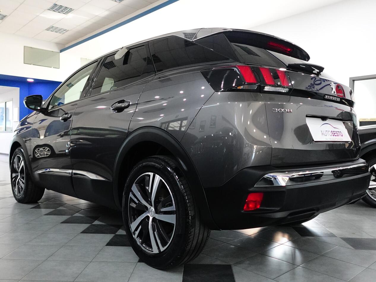 Peugeot 3008 II 1.5 BlueHDI 130 CV ALLURE
