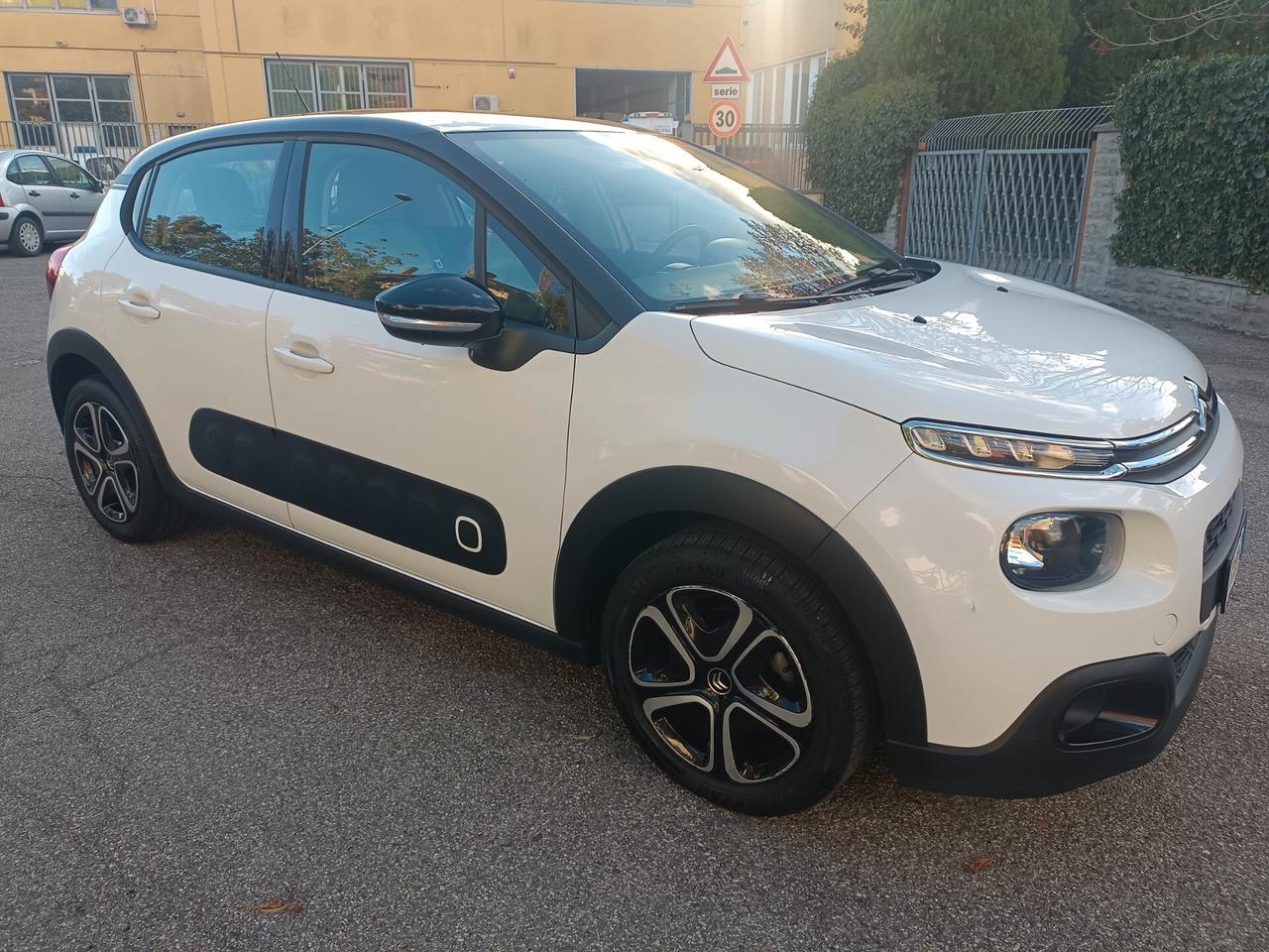 Citroen C3 PureTech 82CV Feel