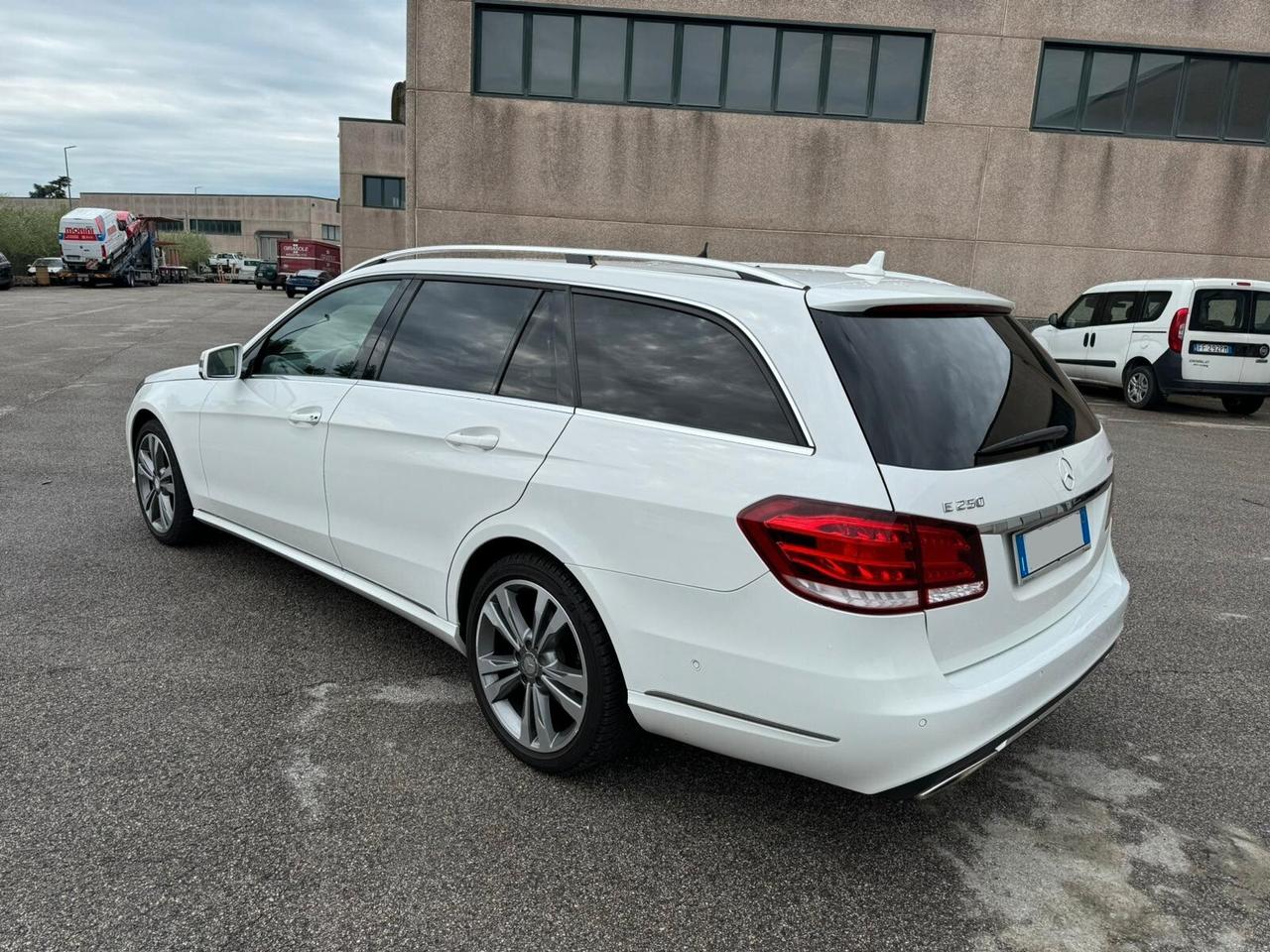 Mercedes-benz E 250 E 250 BlueTEC S.W. 4Matic Automatic Sport