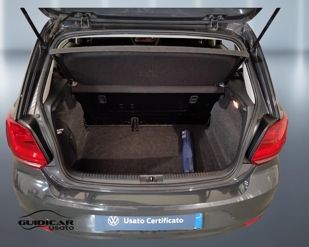 VOLKSWAGEN Polo V 2014 - Polo 5p 1.0 mpi Trendline 60cv