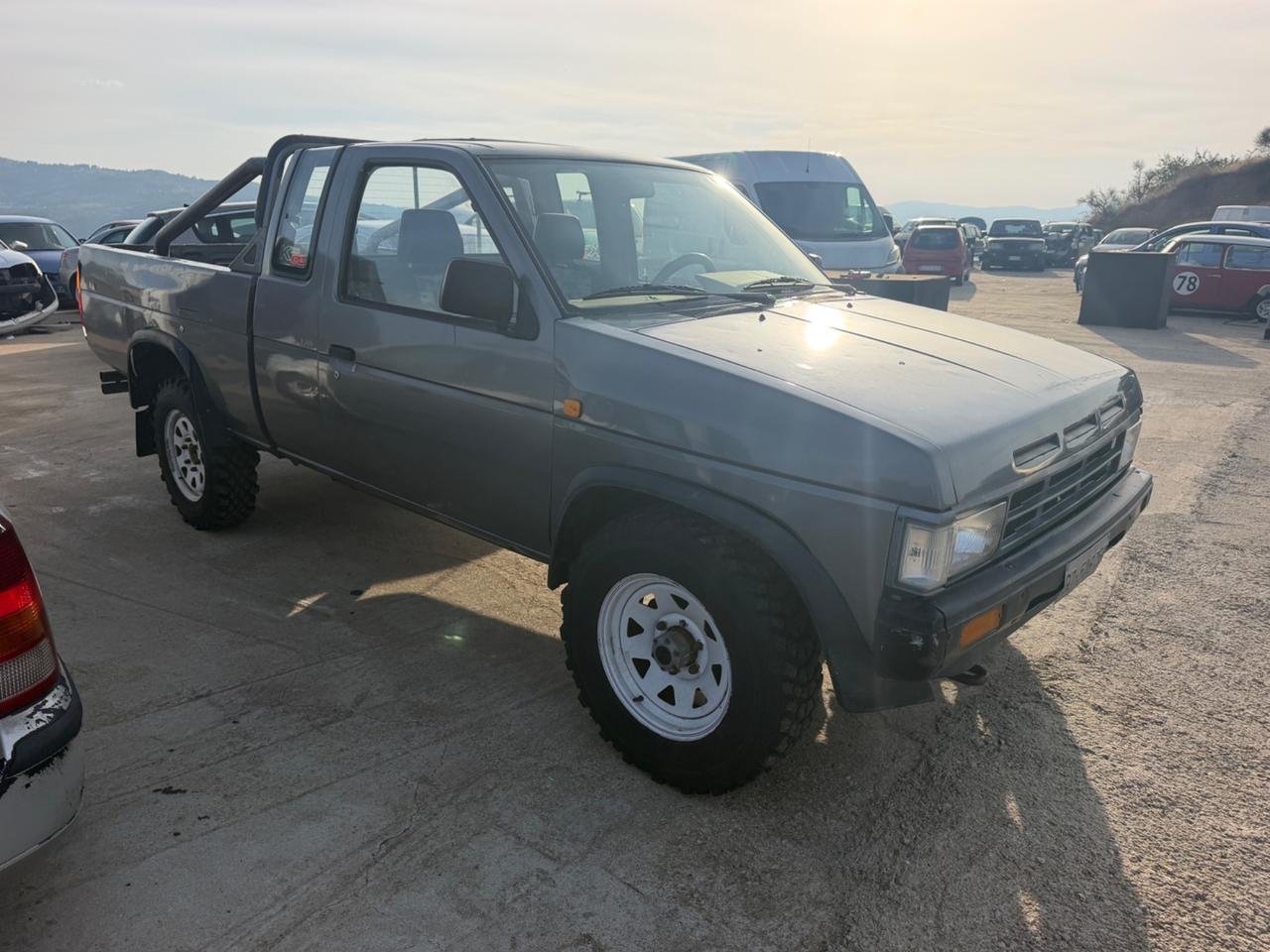 Nissan Pick Up 2.5 diesel 2 porte King Cab