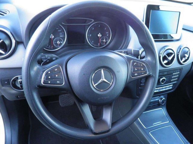 MERCEDES-BENZ B 180 d Automatic Business