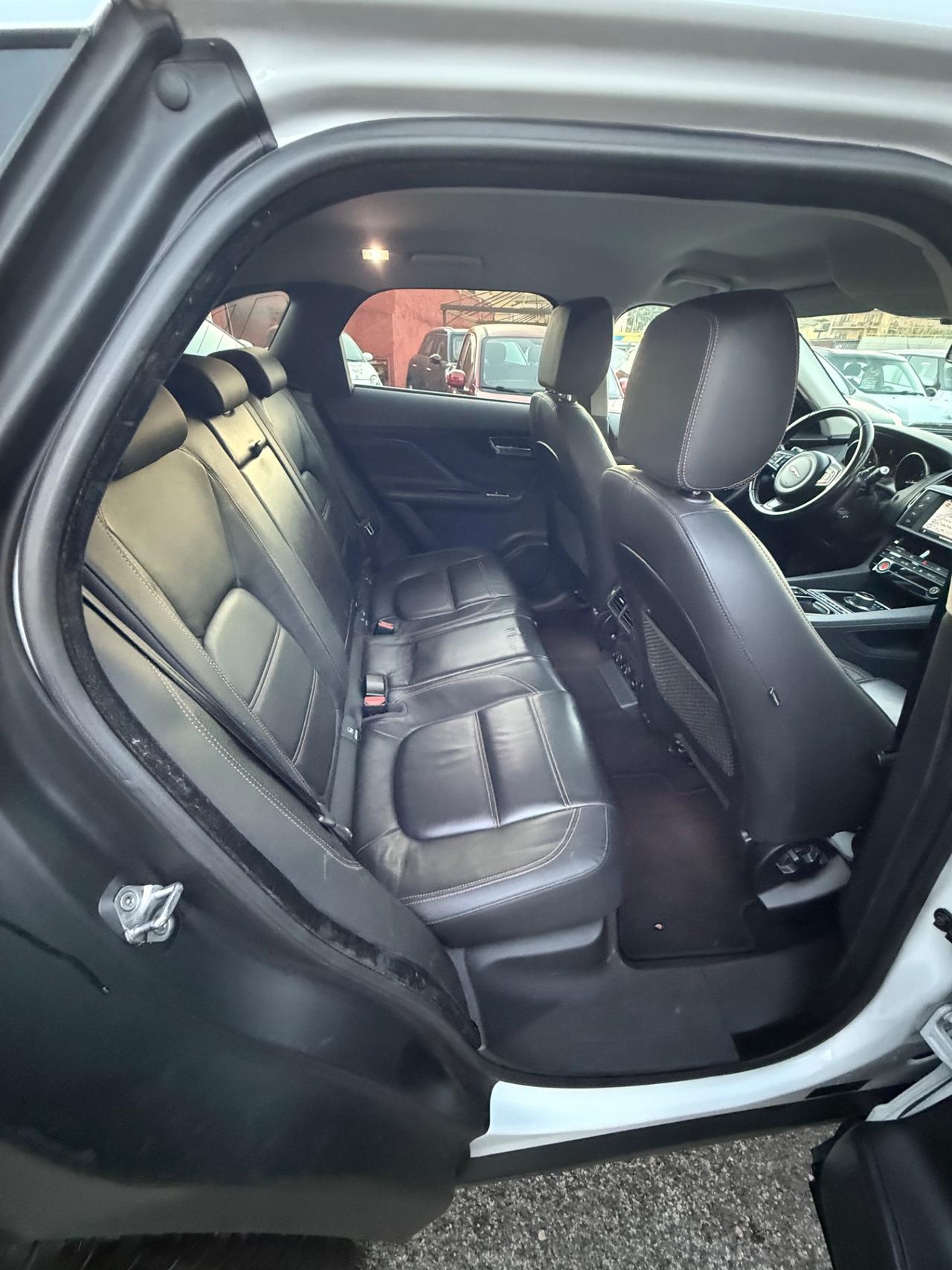 F-Pace 2.0 180 CV AWD/R-Sport/garanzia/unipro