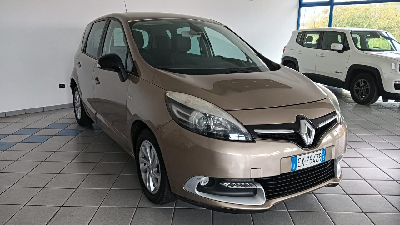 Renault Scenic Scénic XMod 1.5 dCi 110CV Limited