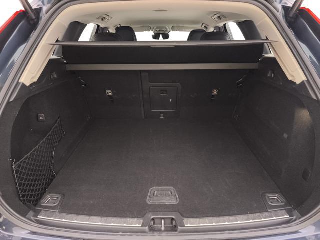 VOLVO XC60 2.0 b4 Core auto