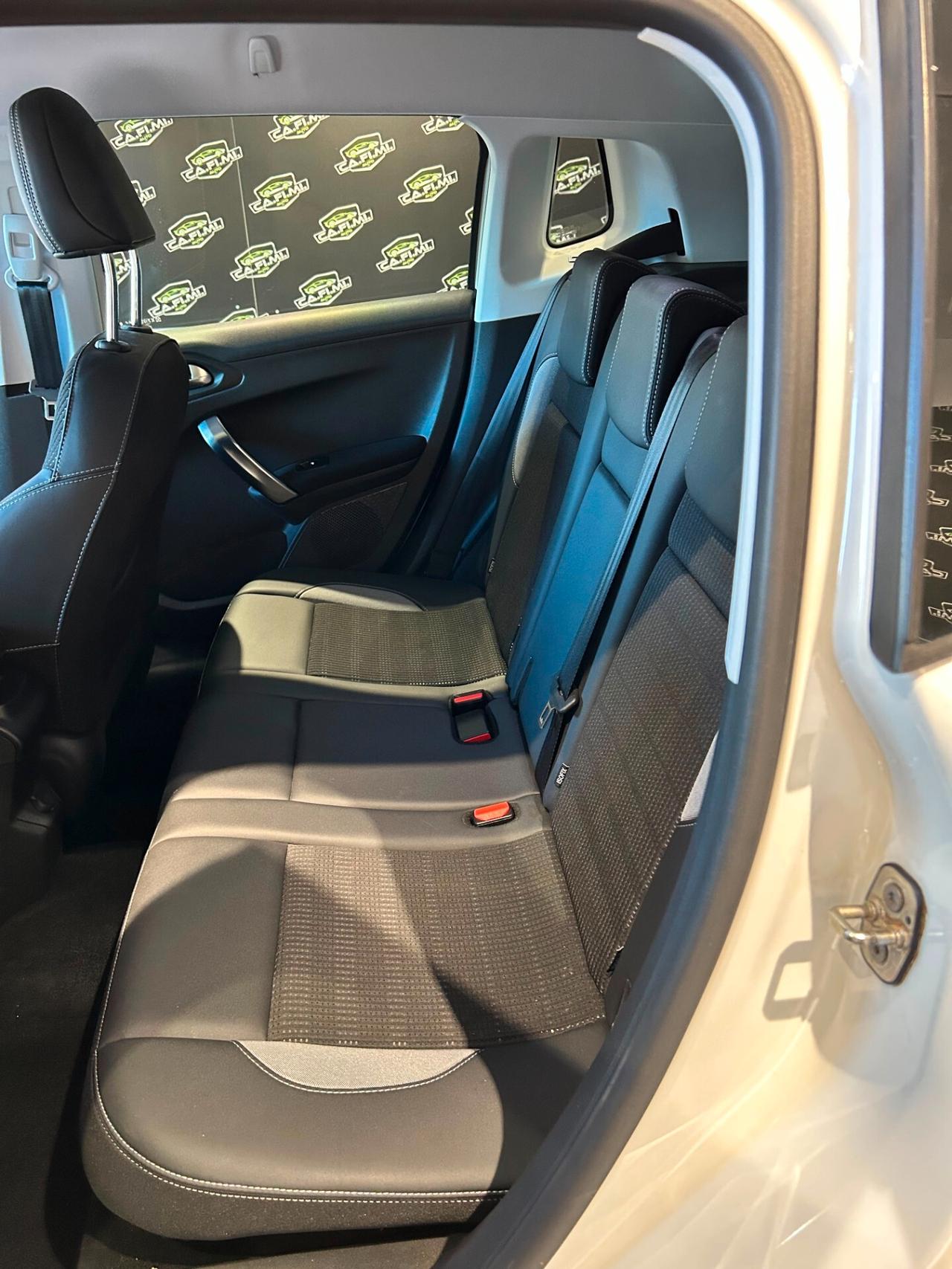 Peugeot 2008 PureTech 82 S&S Allure