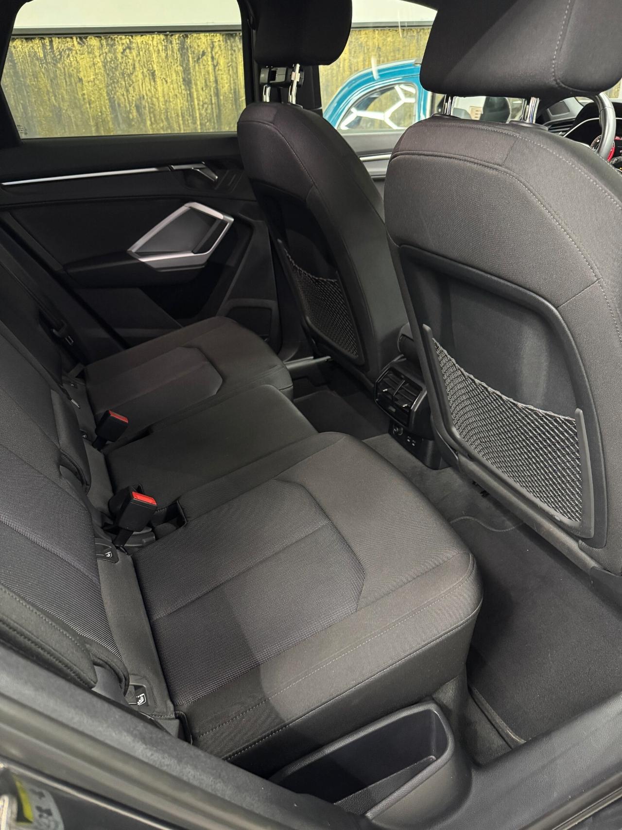 Audi Q3 35 TDI S tronic line edition