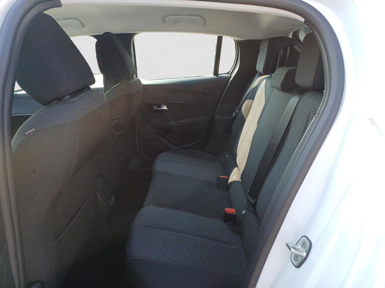 PEUGEOT e-208 STYLE - Motore Elettrico 136cv (100kW)