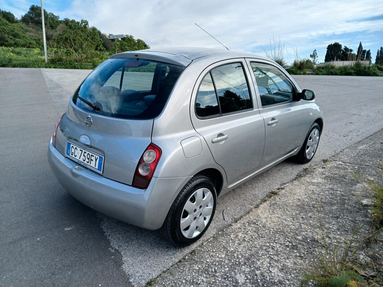 Nissan Micra 1.2 Benzina