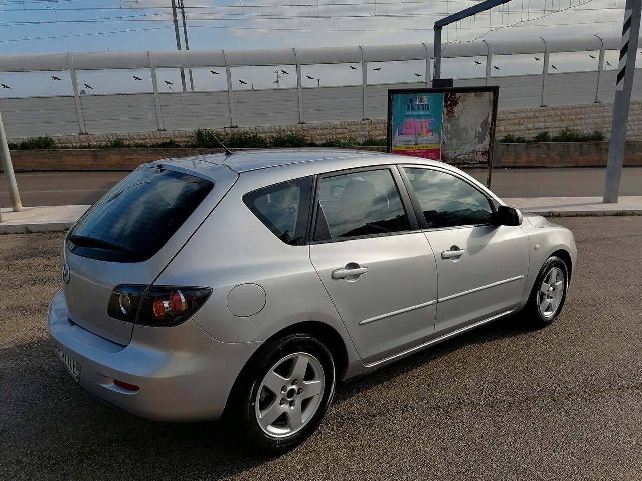 Mazda 3 Mazda3 1.6 diesel 109CV 2006