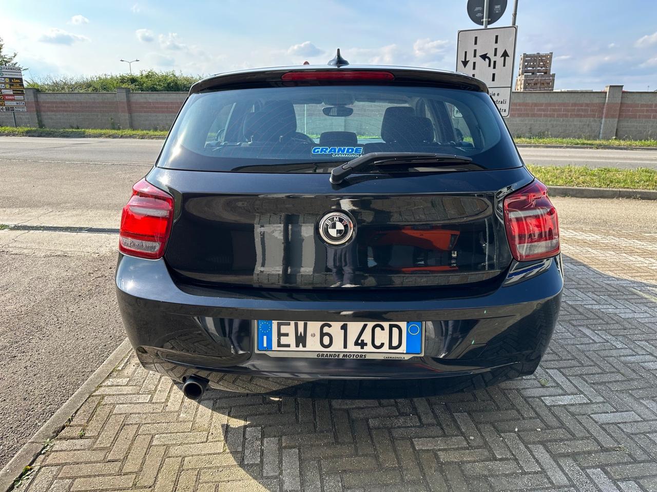 Bmw 116 116d 5p. Urban