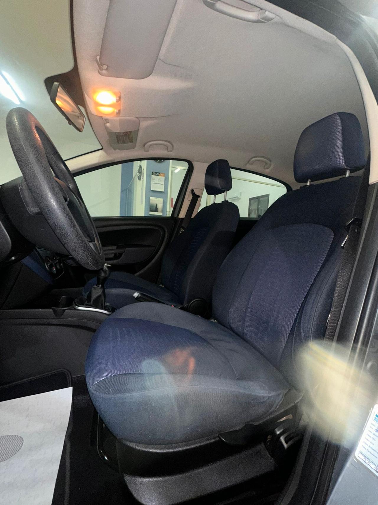 Fiat Grande Punto 1.3 MJT 75 CV 5 porte Dynamic