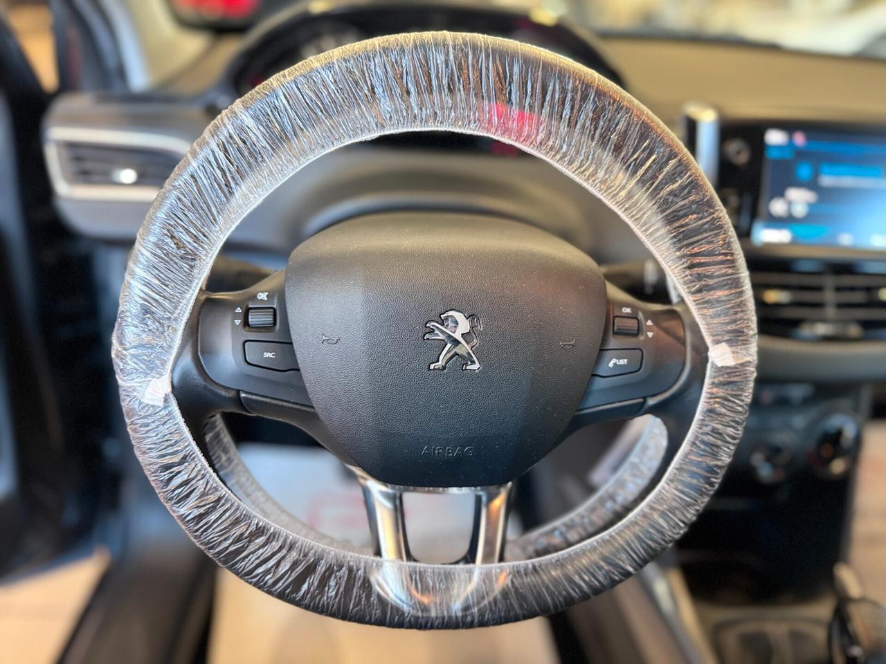 Peugeot 2008 PureTech 82 Allure