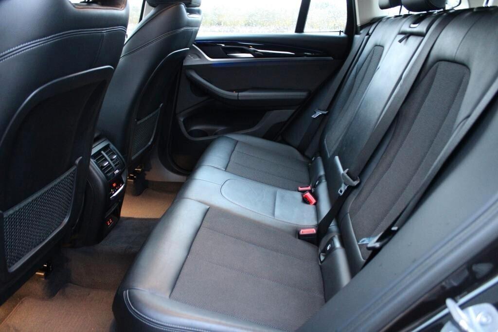 BMW X3 sDrive 18d xLine *Pelle *Luci Ambiente