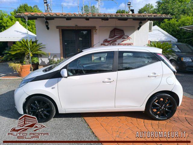 TOYOTA Aygo 1.0 VVT-i 69 CV 5 porte x-cool TSS PREZZO REALE!
