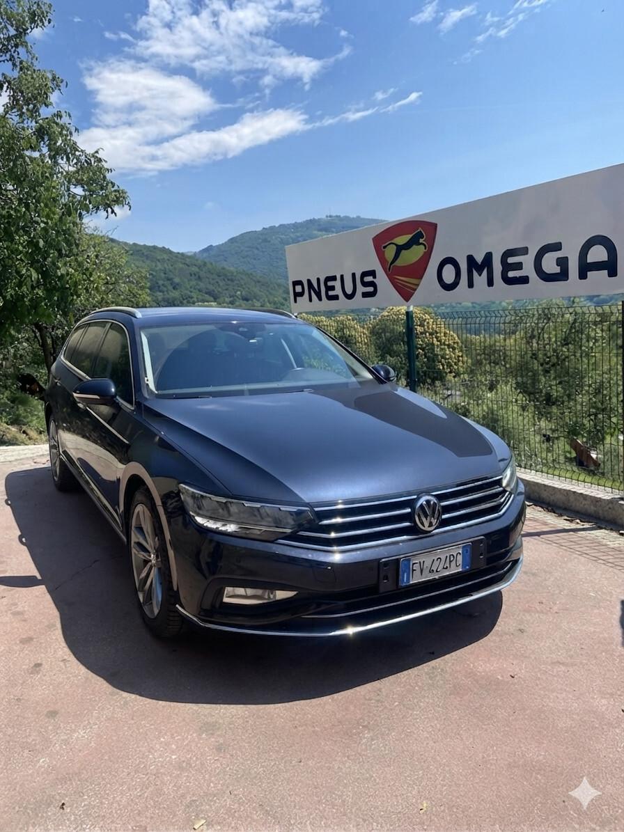 Volkswagen Passat Variant 2.0 TDI SCR 190 CV DSG Executive BMT