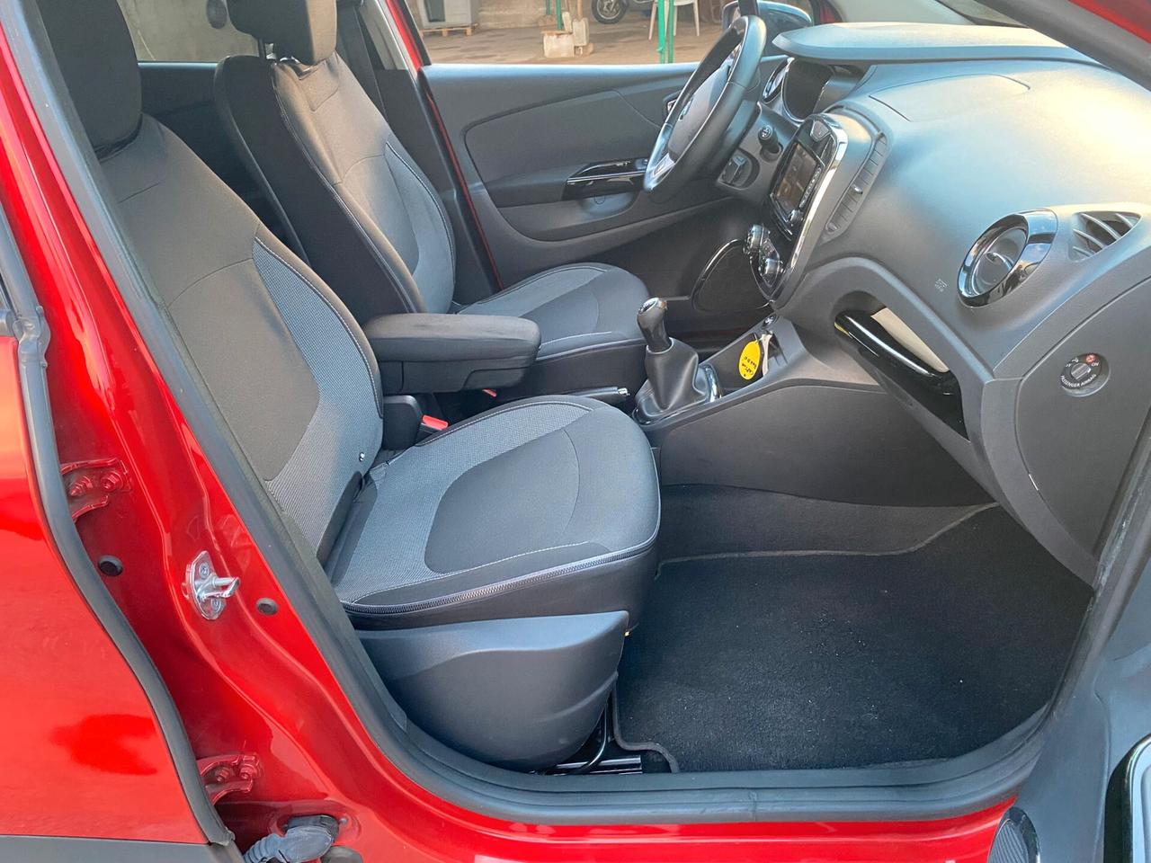 Renault Captur 1.5 dCi 90cv full full opt 2016