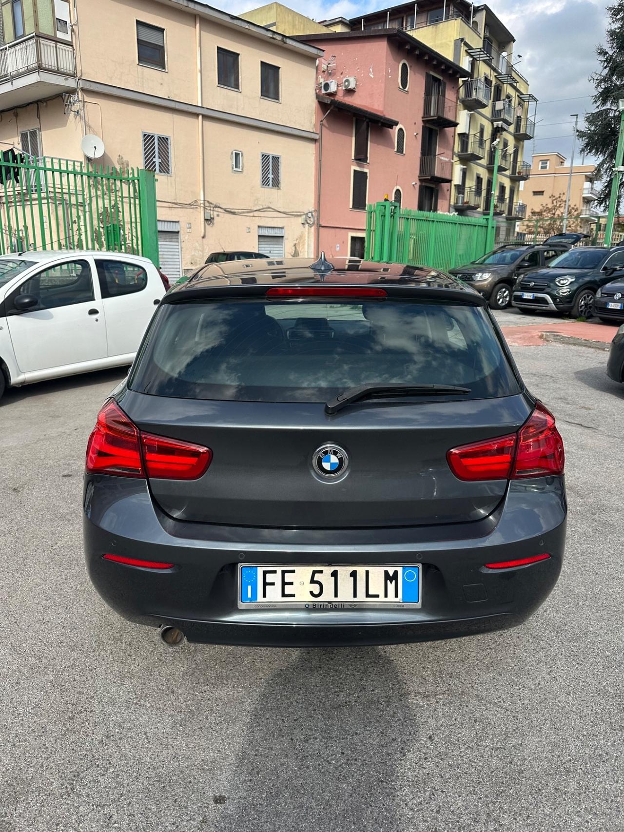 Bmw 116 116d 5p. Urban