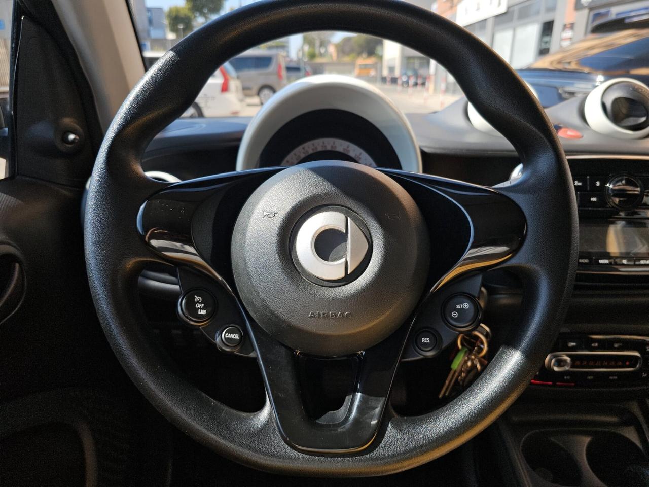 Smart ForTwo 70 1.0 twinamic Youngster