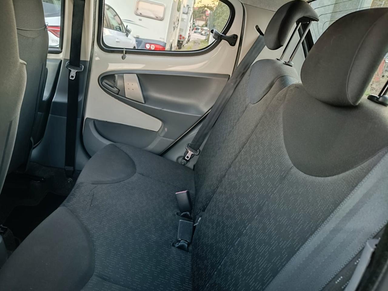 Peugeot 107 1.0 benzina