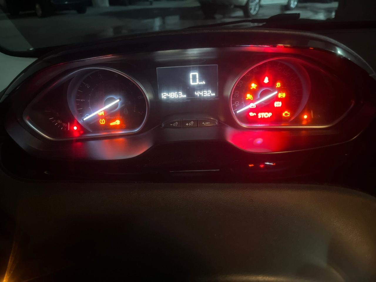Peugeot 208 PureTech 82 5p. GPL Active