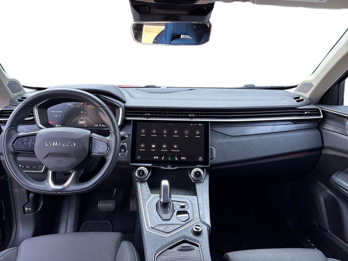 LYNK&CO 01 1.5 td phev auto