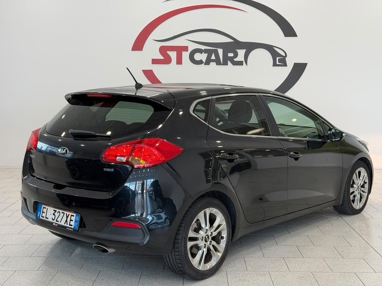 Kia Ceed cee'd 1.6 CRDi 128 CV 5 porte Platinum