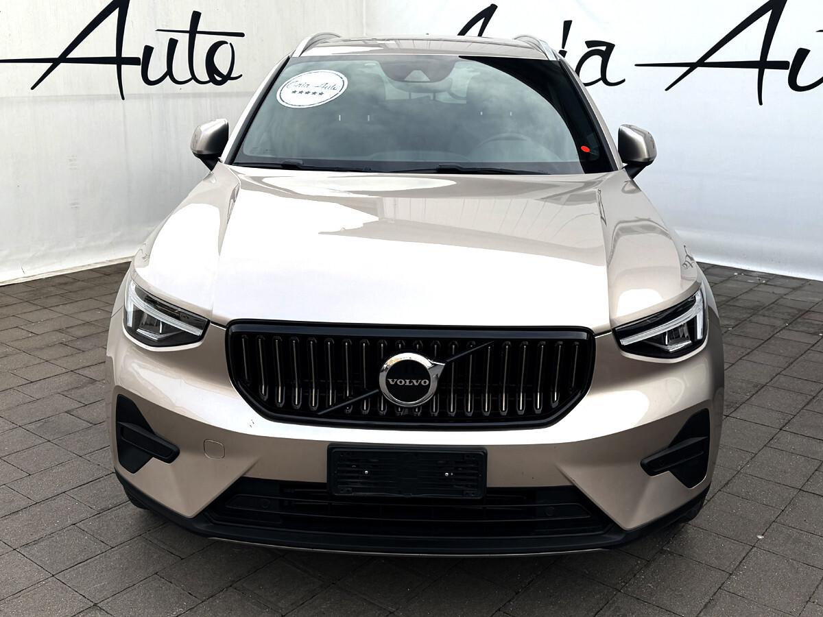 XC40 T4 Recharge Plug-in Hybrid automatico Core