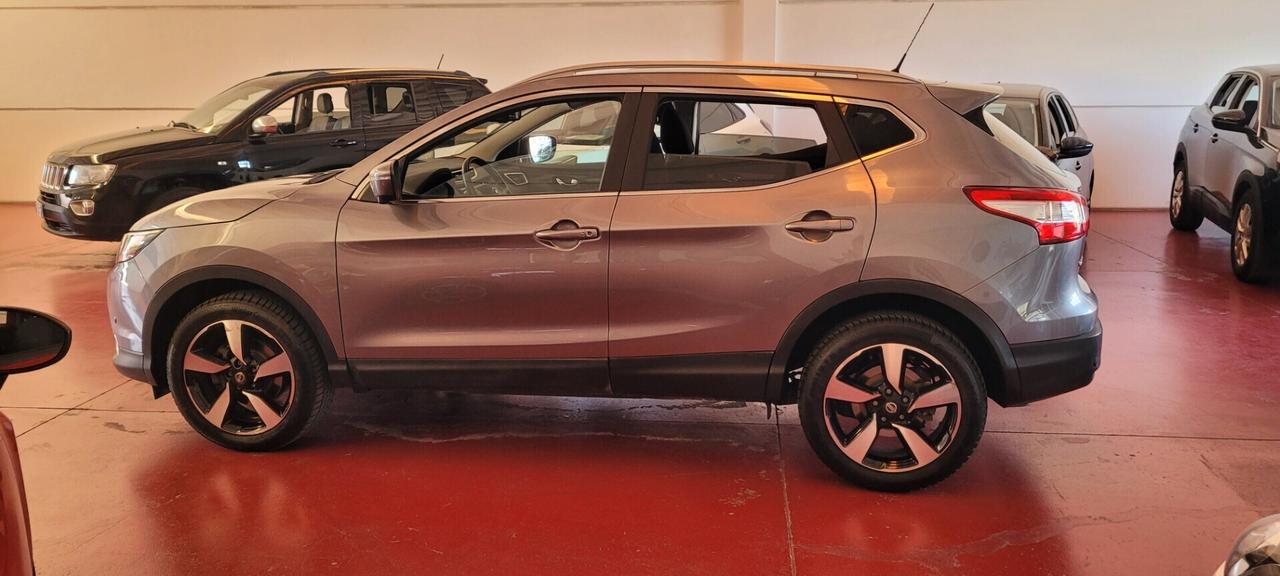 Nissan Qashqai 1.5 dCi N-Connecta