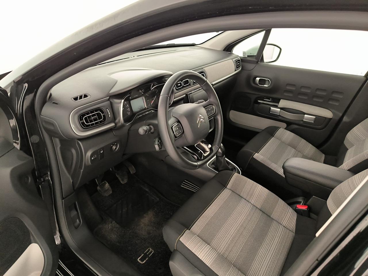 Citroen C3 1.2 puretech shine s&s 83cv neopatentati my18