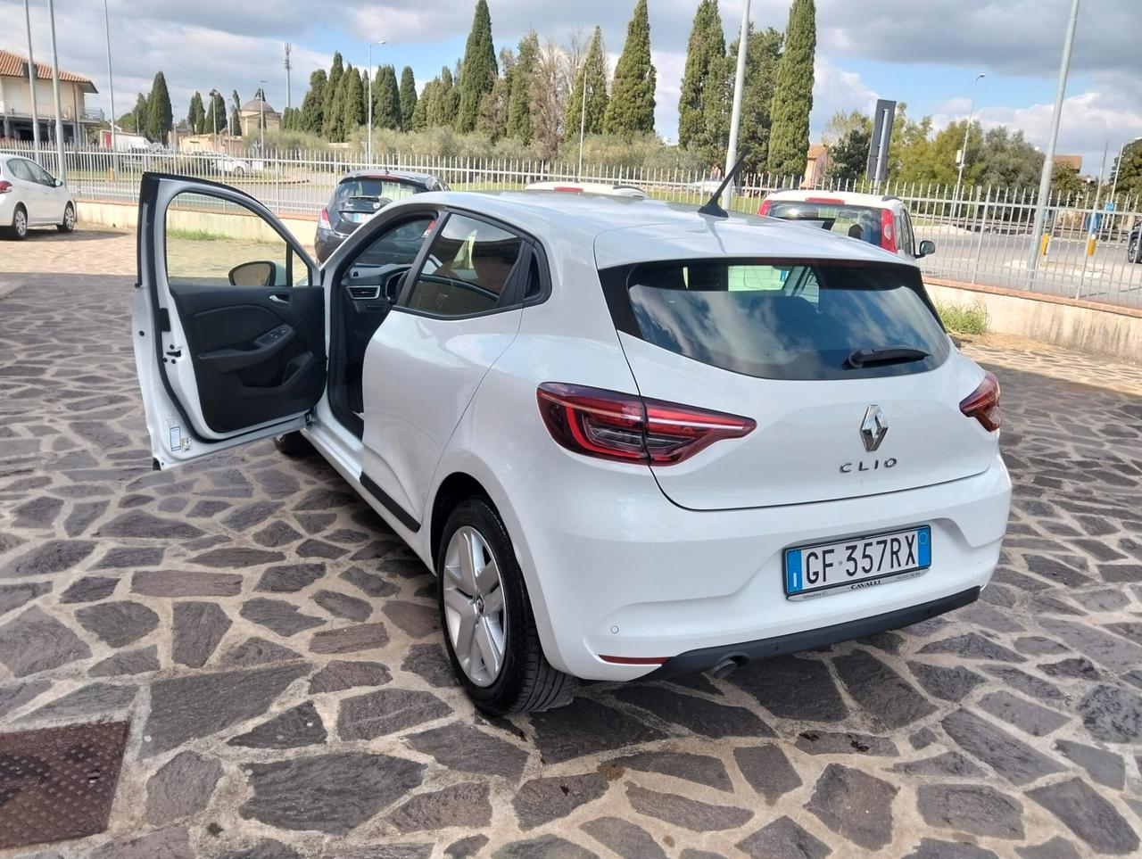 Renault Clio TCe 100 CV 5 porte Business