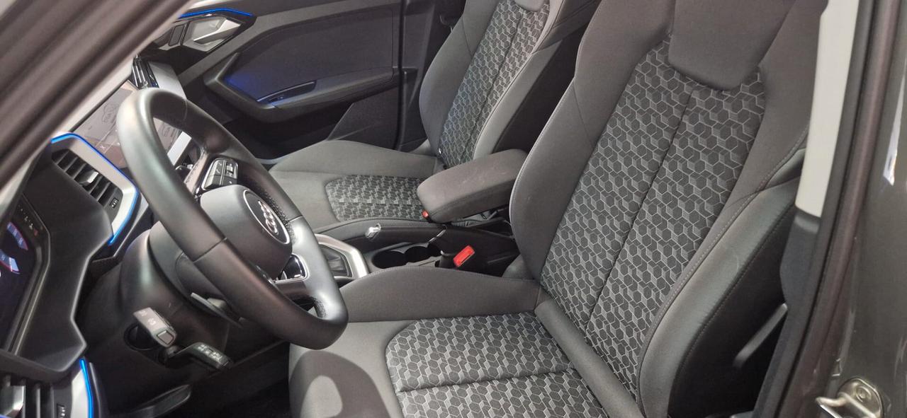 Audi A1 SPB 30 TFSI S tronic line edition