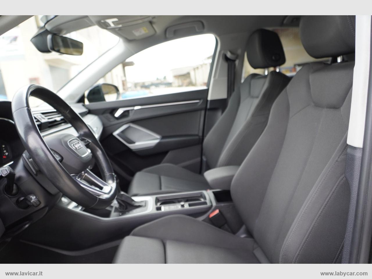 AUDI Q3 SPB 35 TDI S TRON S-LINE BLACK LINE