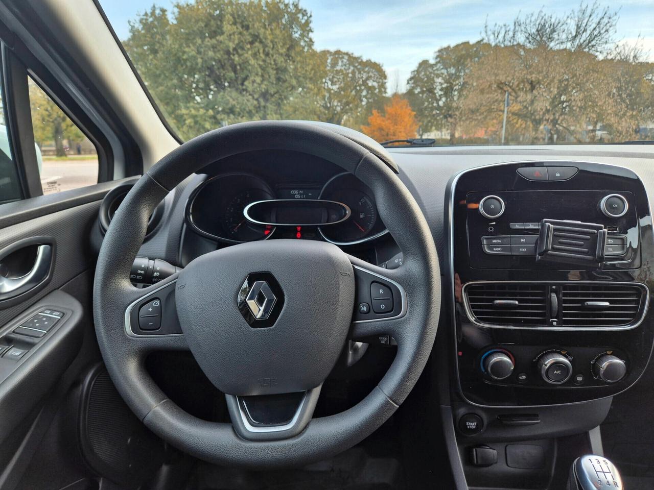 Renault Clio 1.2 75 CV 5 porte Life, NEOPATENTATI