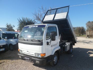 Nissan Cabstar ribaltabile trilaterale