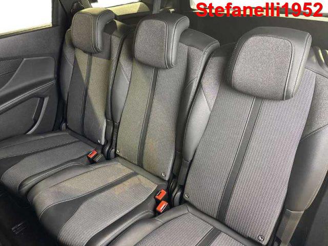 PEUGEOT 5008 II 2021 - 1.5 bluehdi Allure Pack s&s 130cv eat8