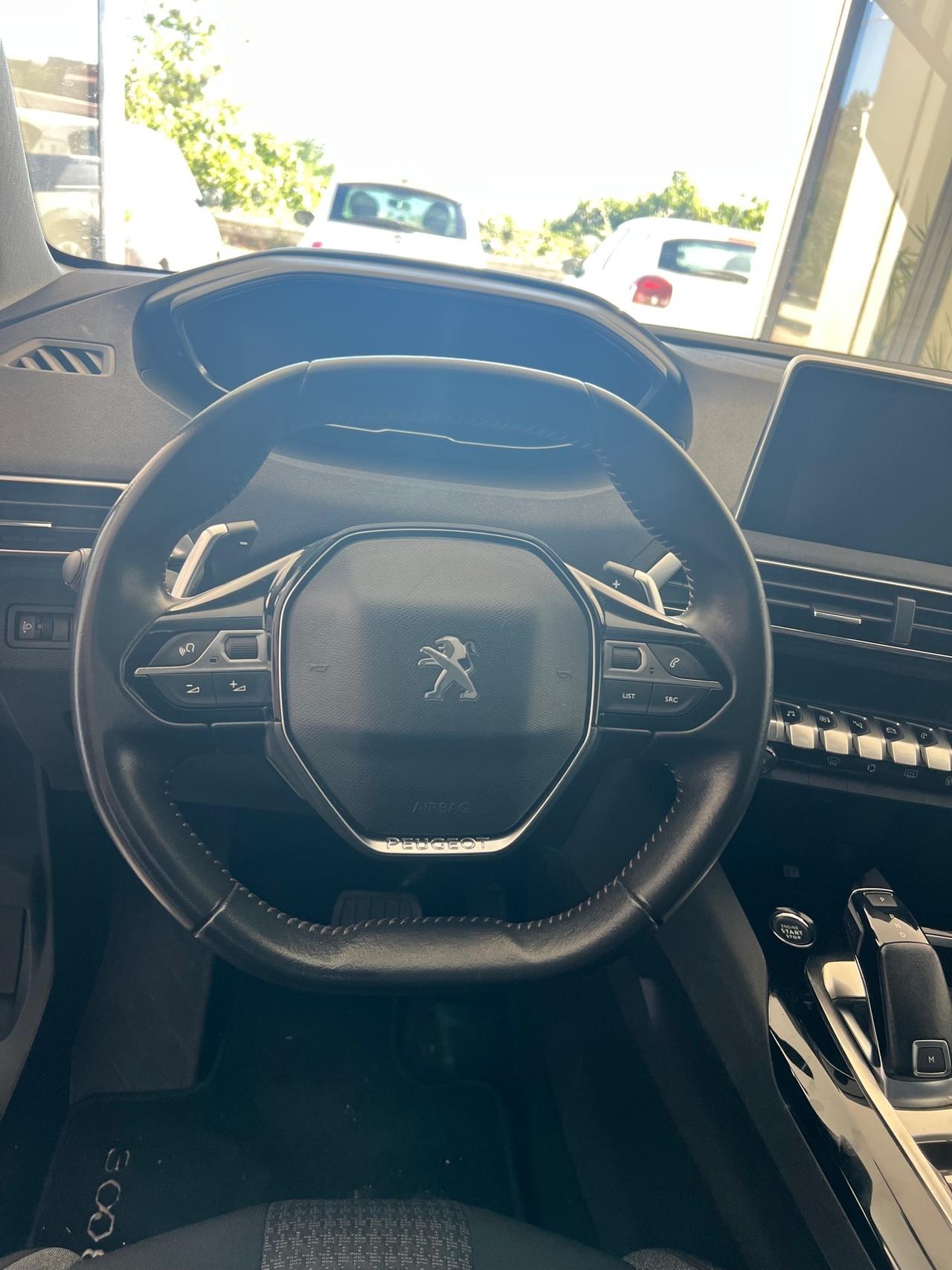 PEUGEOT 3008 BLUEHDI 130 S&S ALLURE PACK