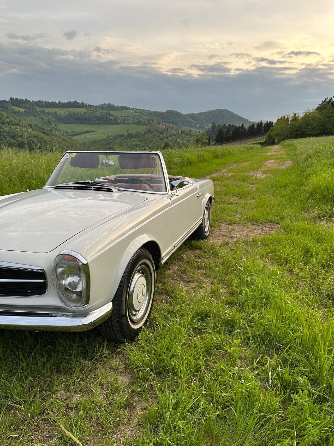 Mercedes-benz SL 230 “Pagoda”