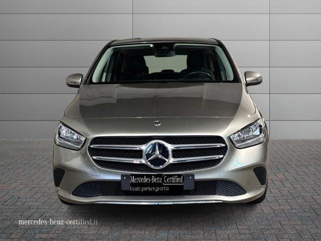 MERCEDES-BENZ B 180 Sport