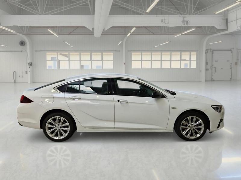 OPEL INSIGNIA GRAND SPORT 2.0 CDTI BUSINESS ELEGANCE 174 CV AT8 5 PORTE BERLINA