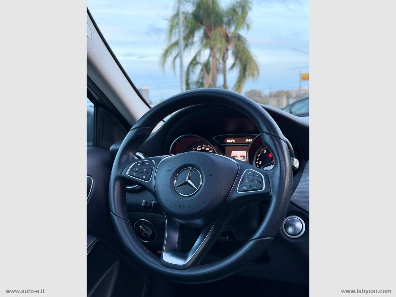 MERCEDES-BENZ GLA 200 d Automatic Sport