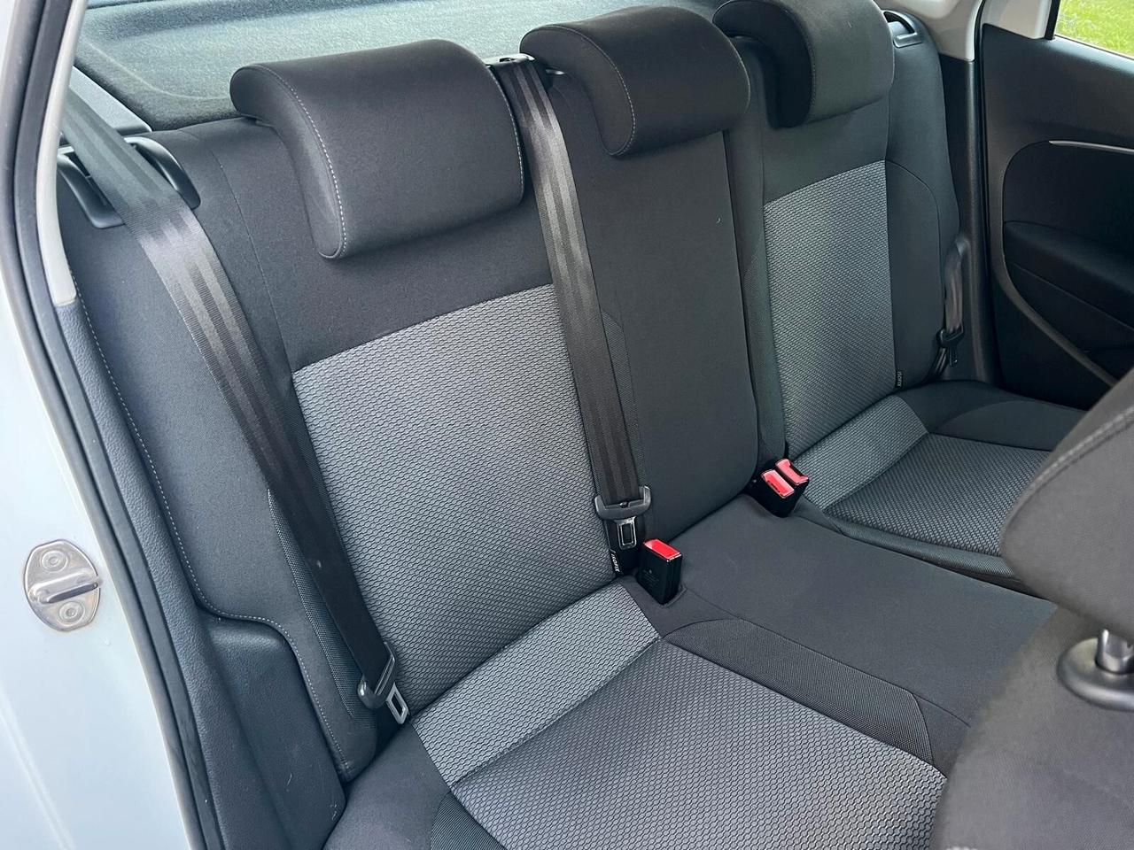 VW POLO 1.4 TDI 90cv DSG 5p BlueMotion TECH NEOPAT