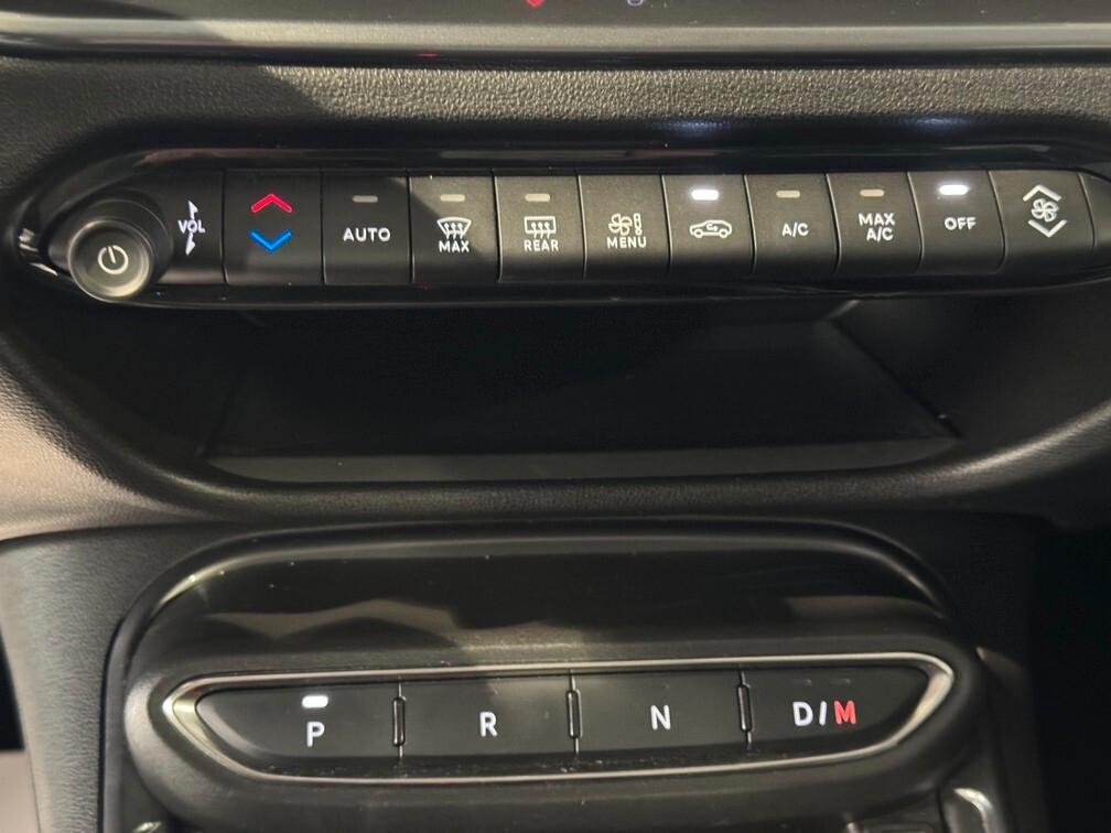 Fiat 600 1.2 hybrid 145cv auto Led Navi App conn 17"