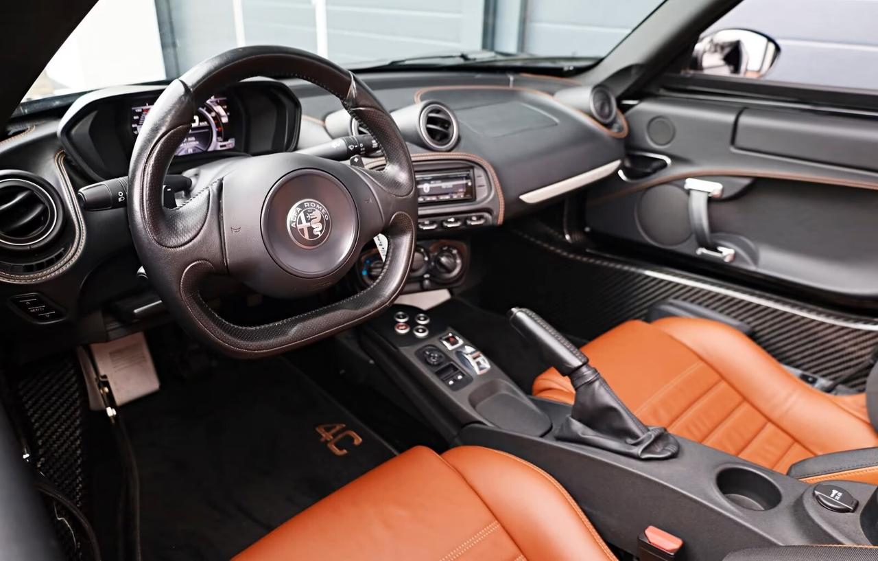 Alfa Romeo 4C 1750 TBi Spider FULL CARBON/ALPINE/RETROCAMERA