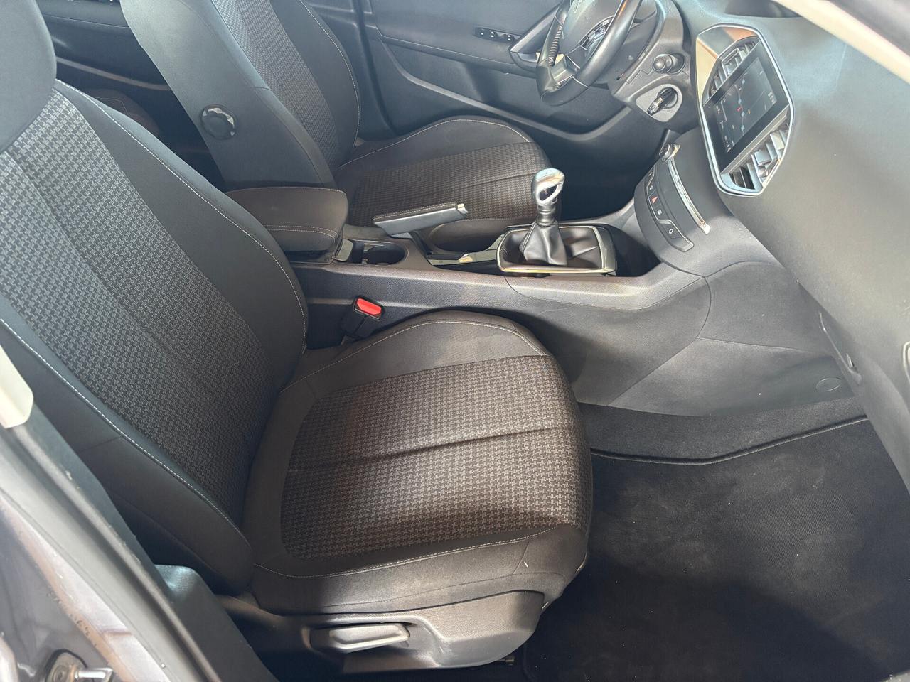 Peugeot 308 BlueHDi 130 S&S Business